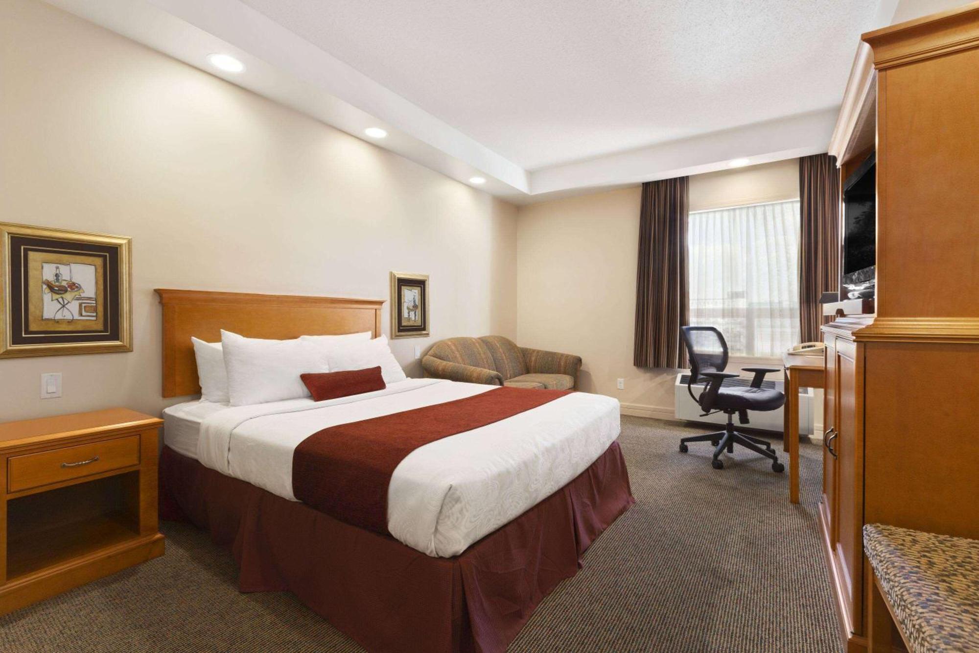 Travelodge By Wyndham Hotel